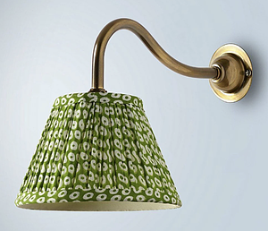 swan neck wall fitting in brass